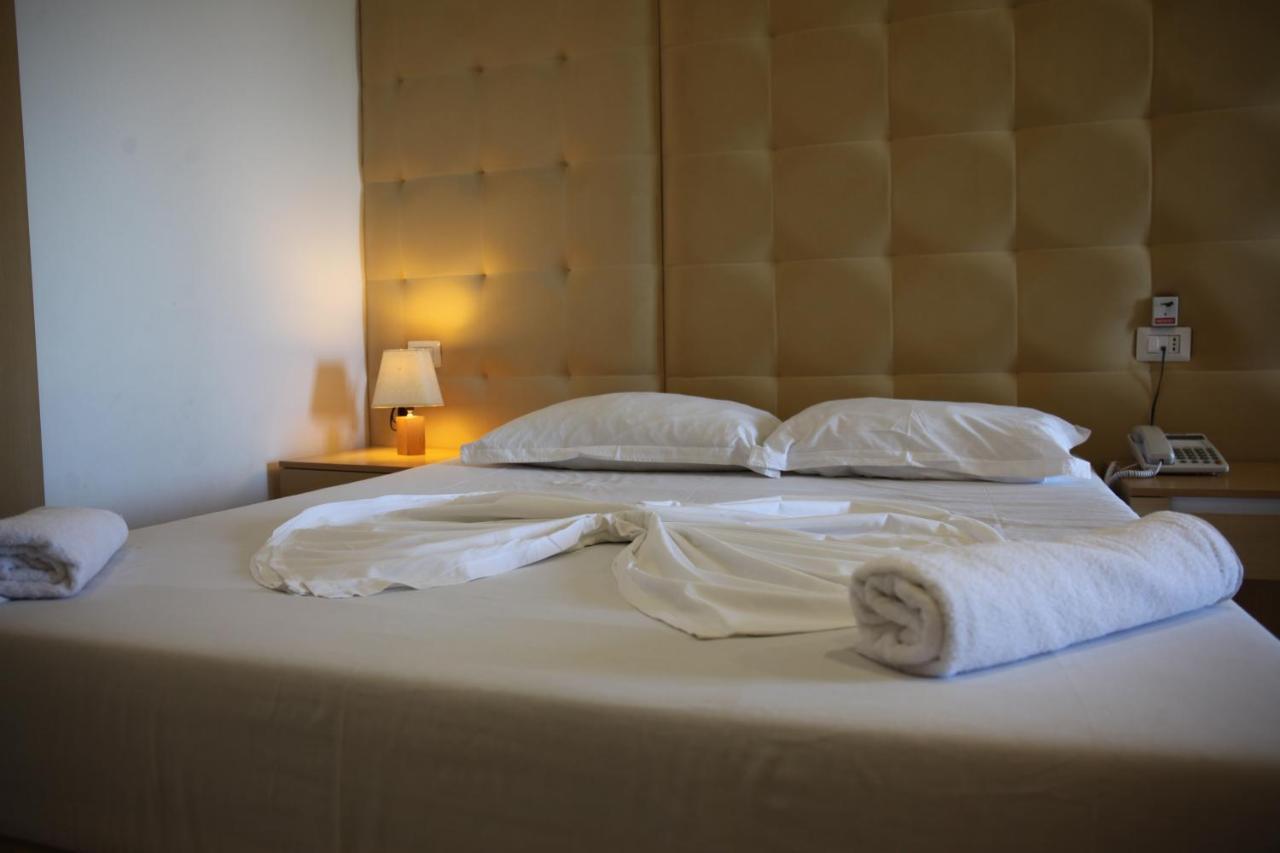 Freskia Resort Velipojë Eksteriør billede