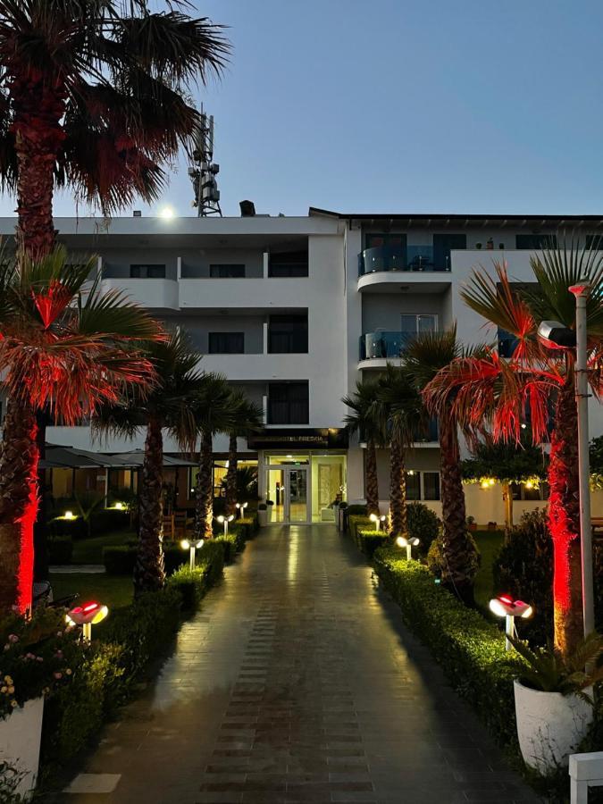 Freskia Resort Velipojë Eksteriør billede